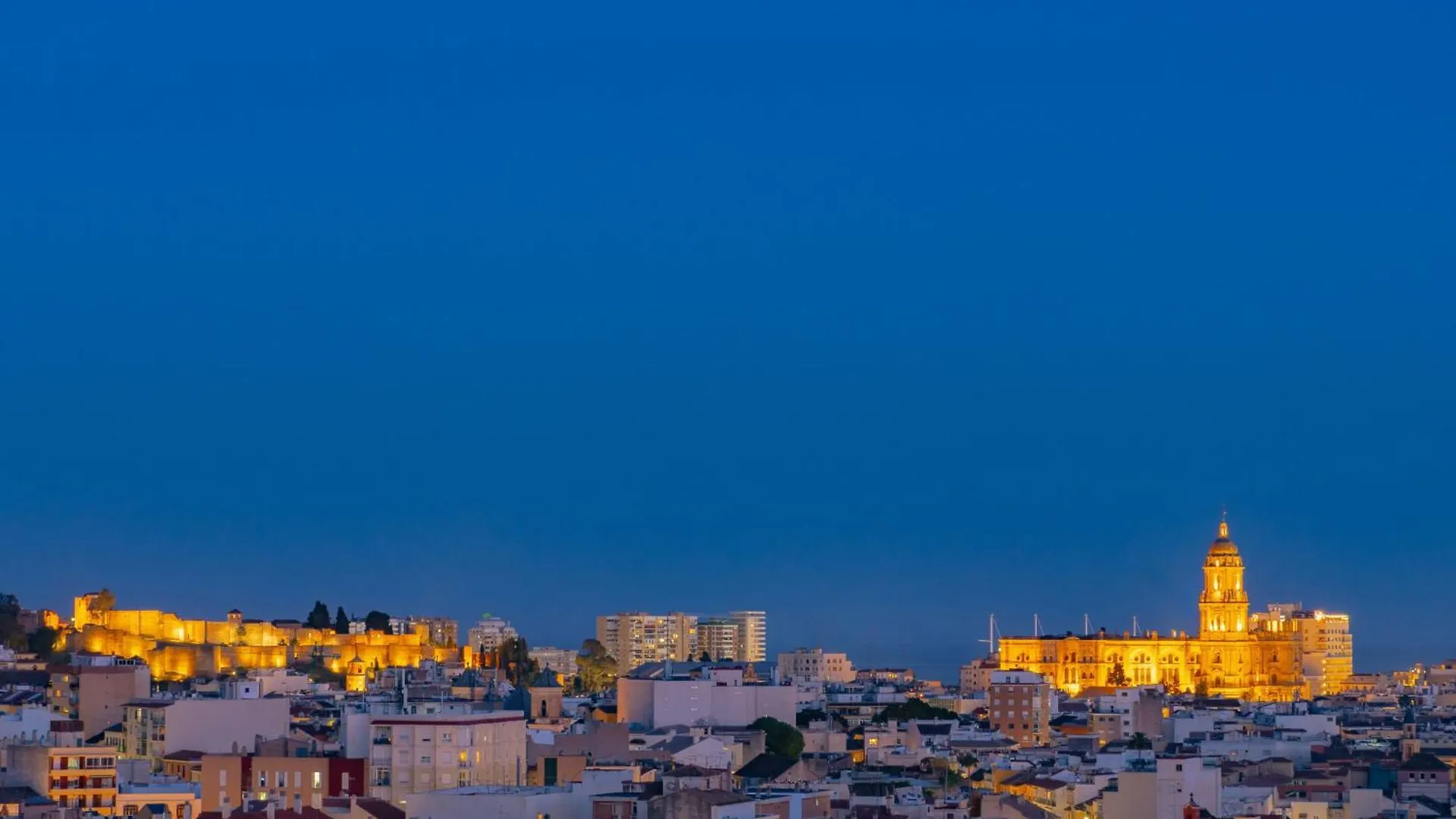 מאלגה Cubo'S Luxury Urban Sky Apartment 12 0*,