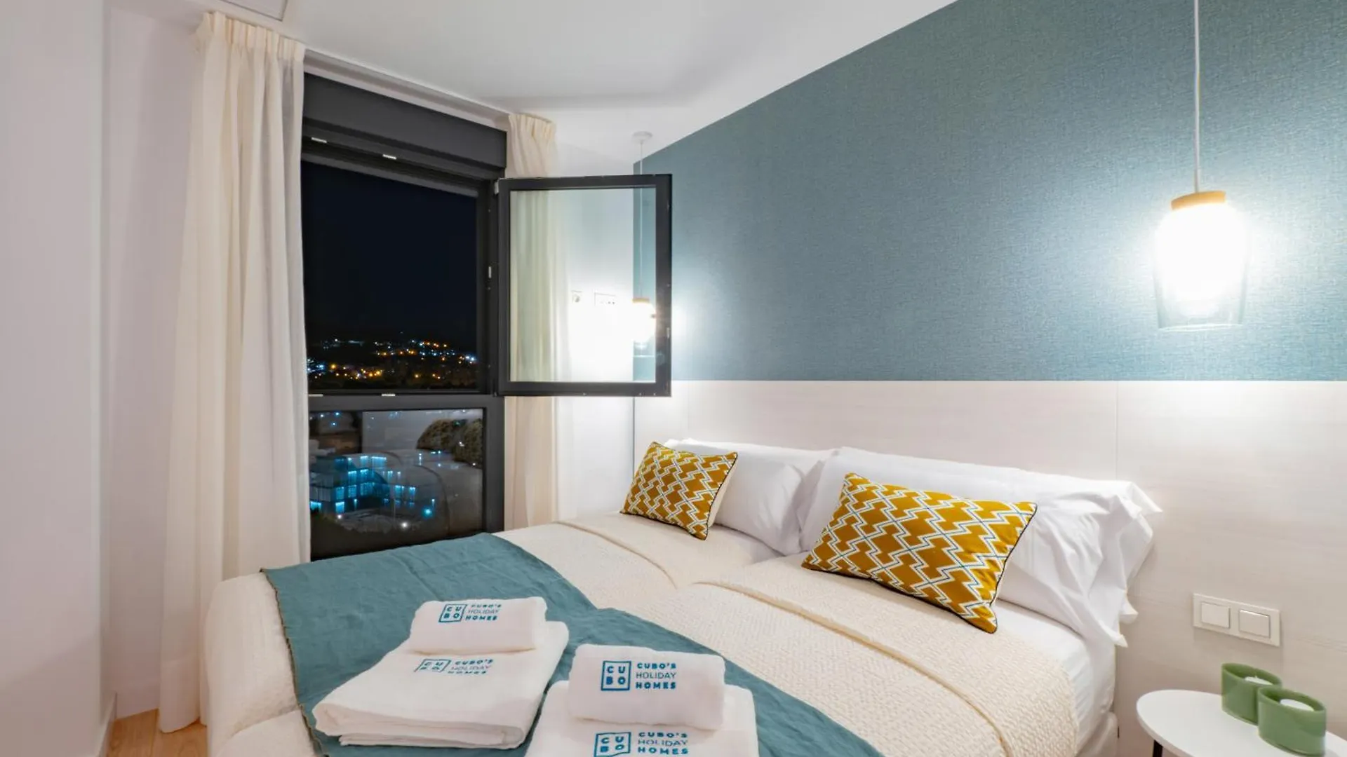 Cubo'S Luxury Urban Sky Apartment 12 马拉加